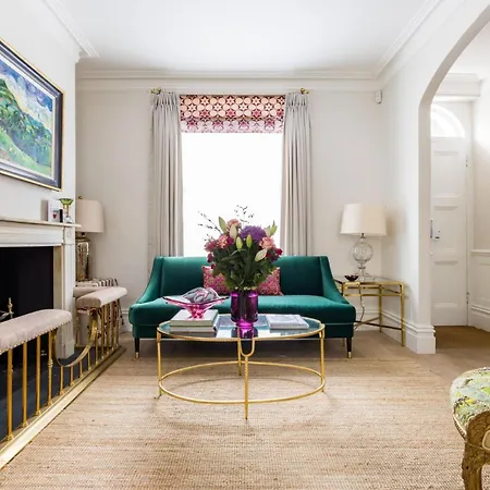 The Impressionists Fireplace - 3 Bedroom Home In Chelsea